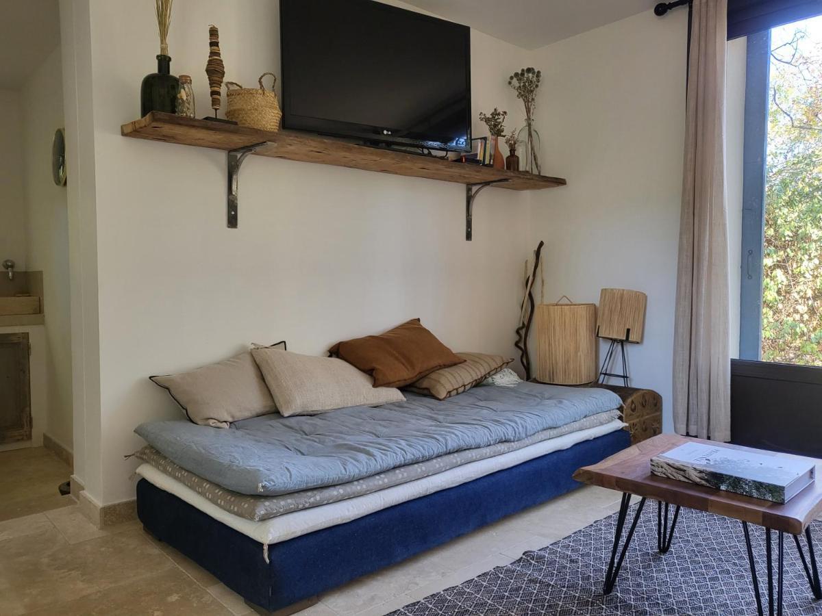 Le Cabanon Bed and Breakfast Ménerbes Eksteriør billede